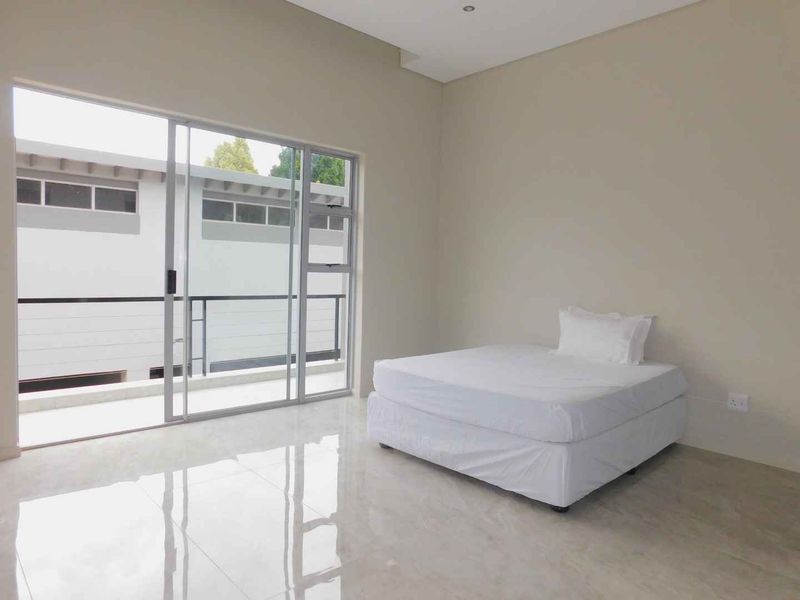 4 Bedroom Cluster In Hyde Park - Photo 10