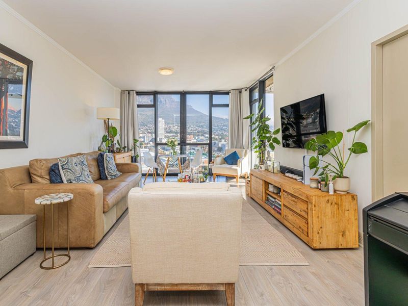 Immaculate 13th floor Mountain Facing Airbnb investment - Photo 5