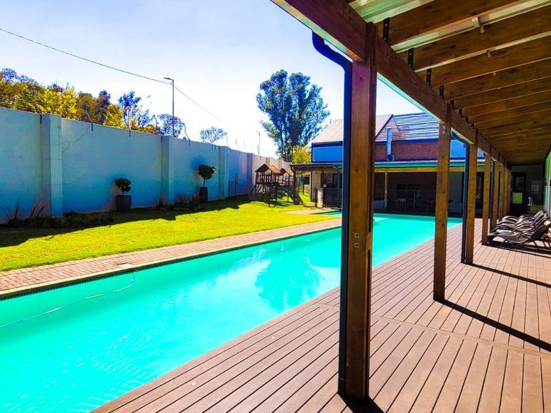 "Elegant property nestled in the fauna of Carlswald, Midrand." - Photo 7