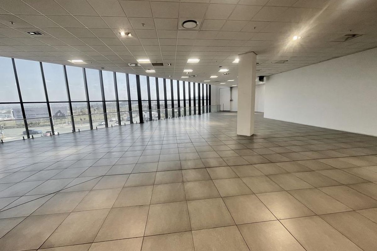 Hendra - Prime 1 025m2 Retail Space – Cornubia Mall - Photo 4