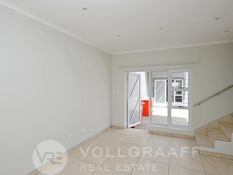 3-Bedroom Townhouse in Kramersdorf - Photo 3