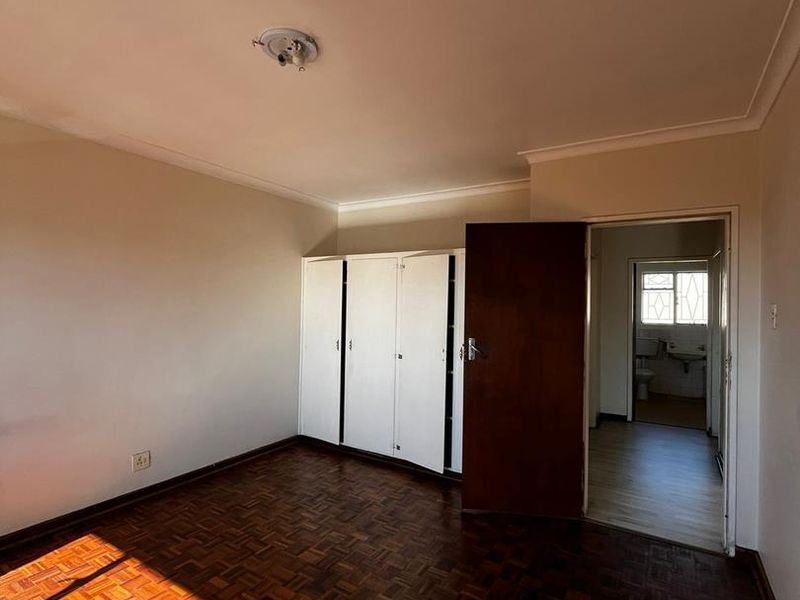 2 Bedroom Apartment in the heart of North End - Photo 10