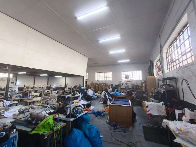 900m2 Factory or Warehouse To Let in New Doornfontein - Photo 10