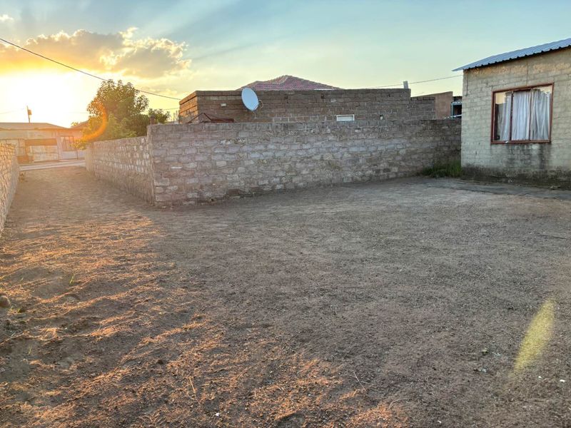 FLIPPING OPPORTUNITY - Photo 3