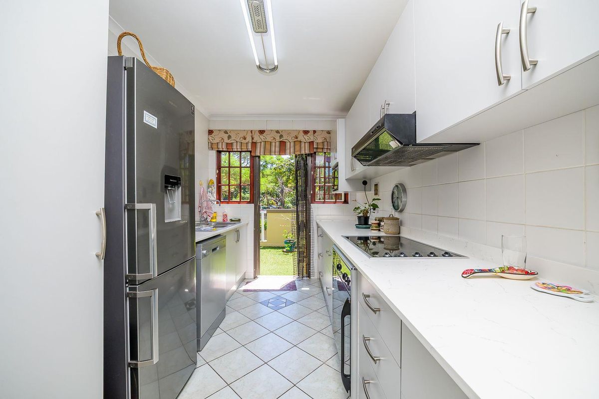 Hendra - Secure, Stylish & Perfectly Located – Durban North - Photo 5