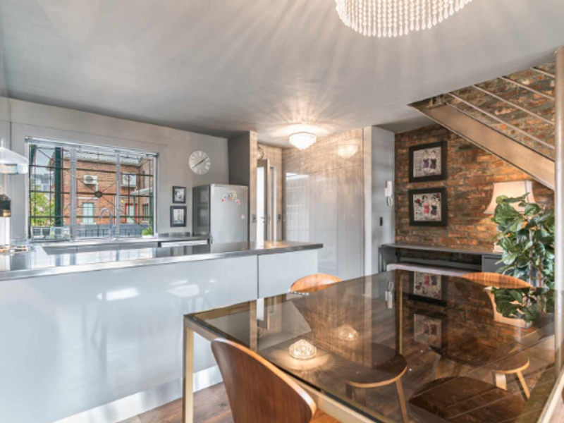 FABULOUS TRENDY LIFESTYLE,  IN POPULAR DE WATERKANT- VICTORIA JUNCTION - Photo 9