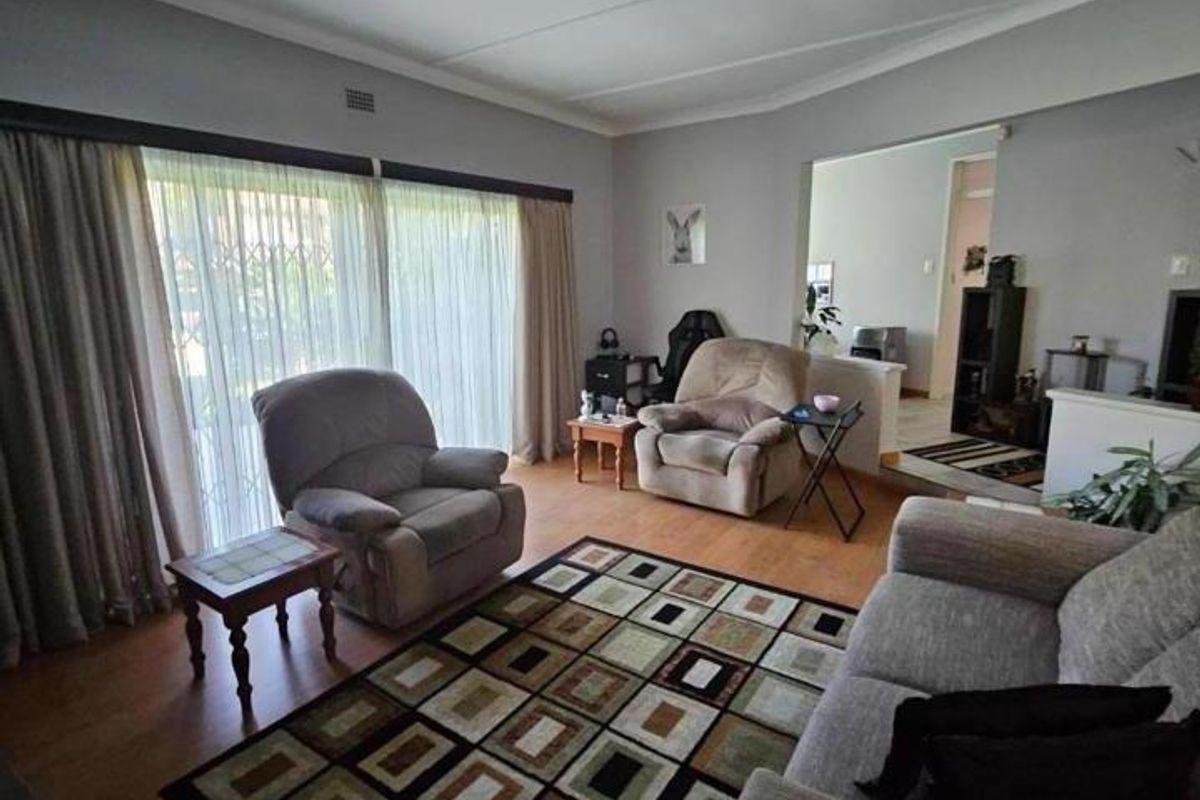 3 Bedroom House for Sale in Randhart - Photo 2