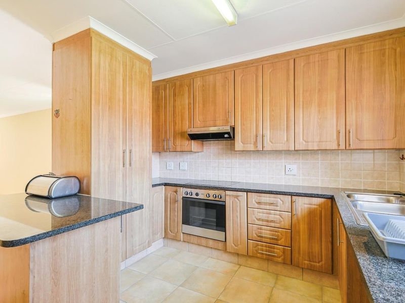 Beautiful 3-bedroom Simplex in The Wilds Estate - Photo 4