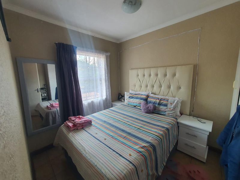 Lakefield Townhouse - Investment Opportunity - Photo 10