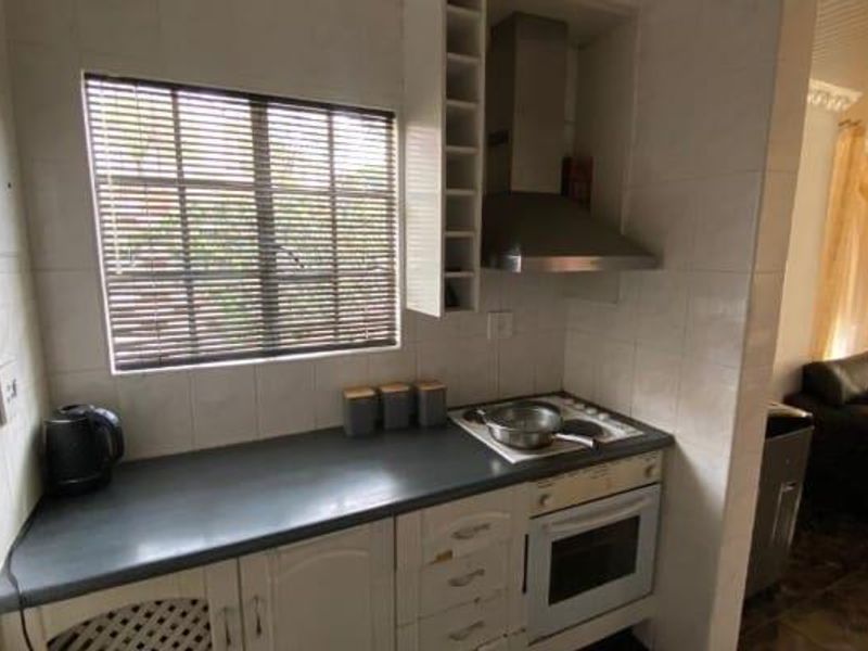 2 Bedroom Townhouse for Sale in Meredale Johannesburg South - Photo 8