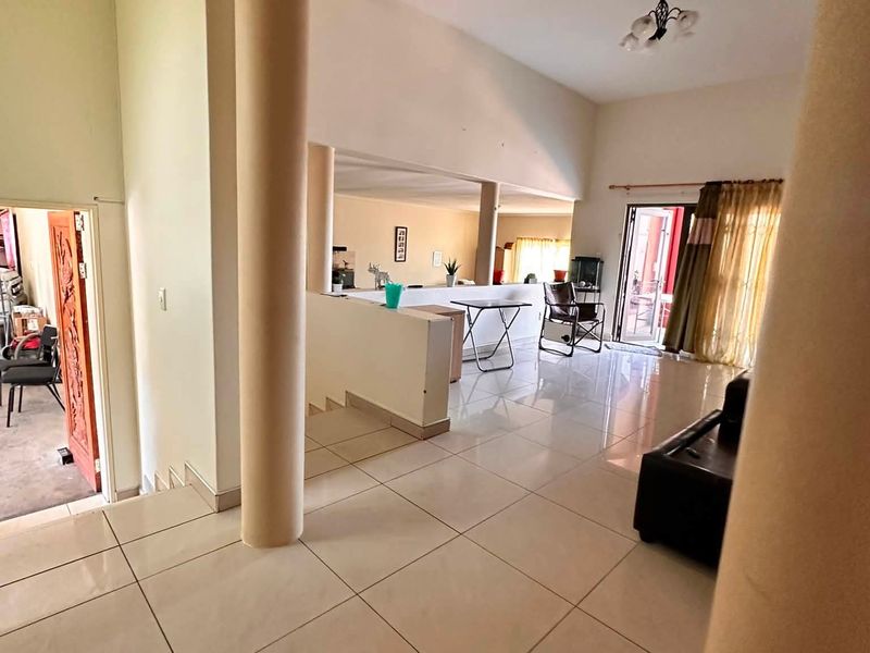 FOR SALE BEAUTIFUL HOUSE AUASBLICK - Photo 4