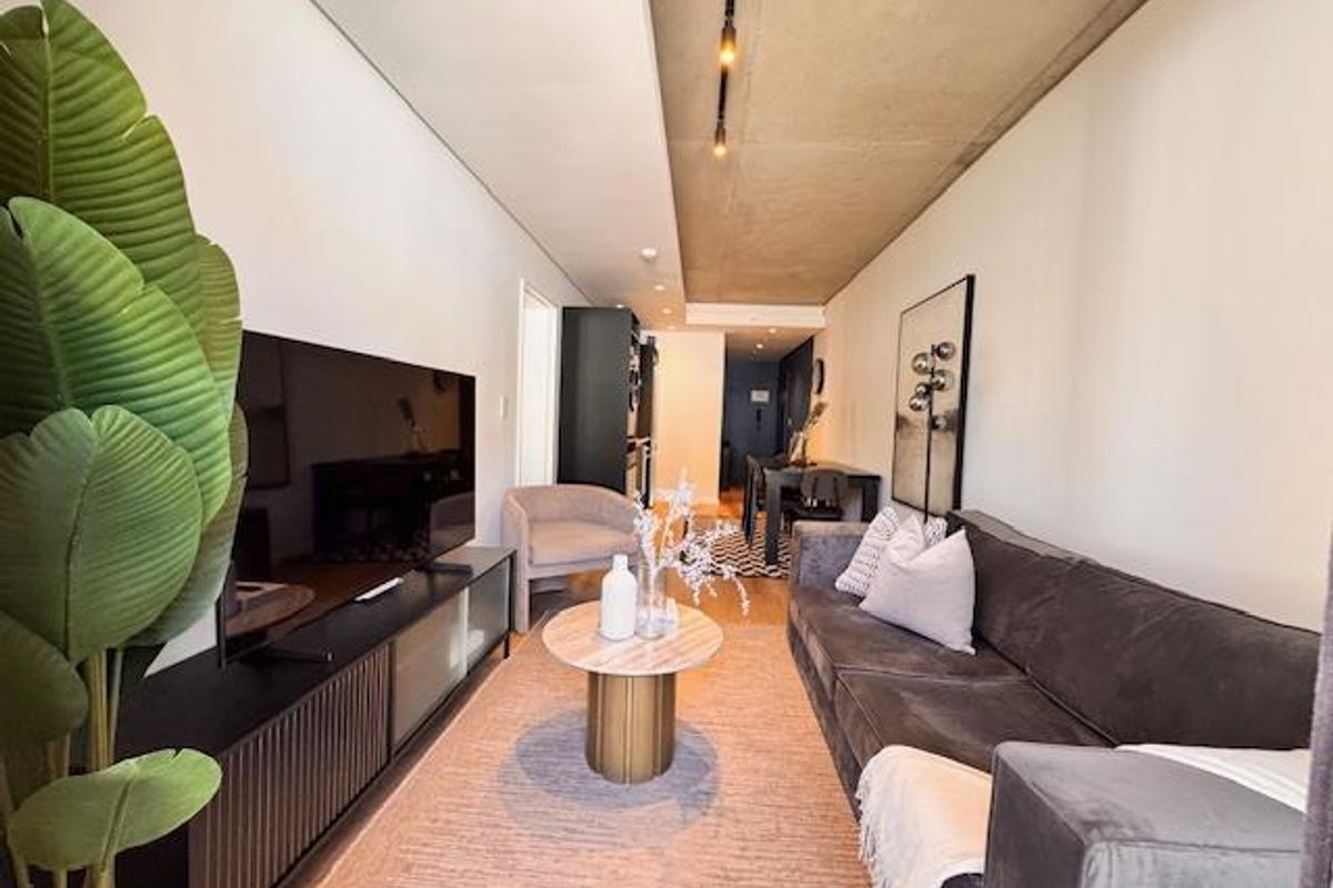 Station House two bedroom corner apartment - Photo 3