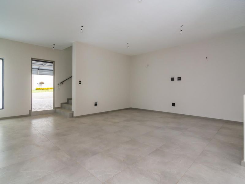 Ideal Family Home In Sought After Estate - Photo 2