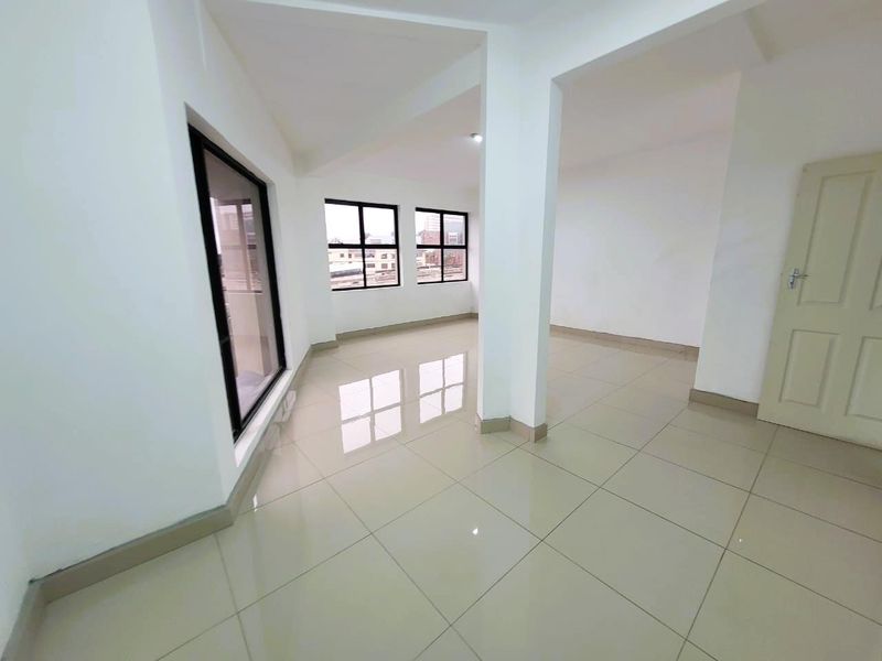 Huge potential awaits you -  Call Centre - Medical rooms, Architects offices, Accounting firms - Photo 10