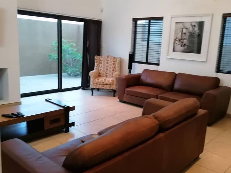 long beach home - stone throw away from the beach - Photo 7