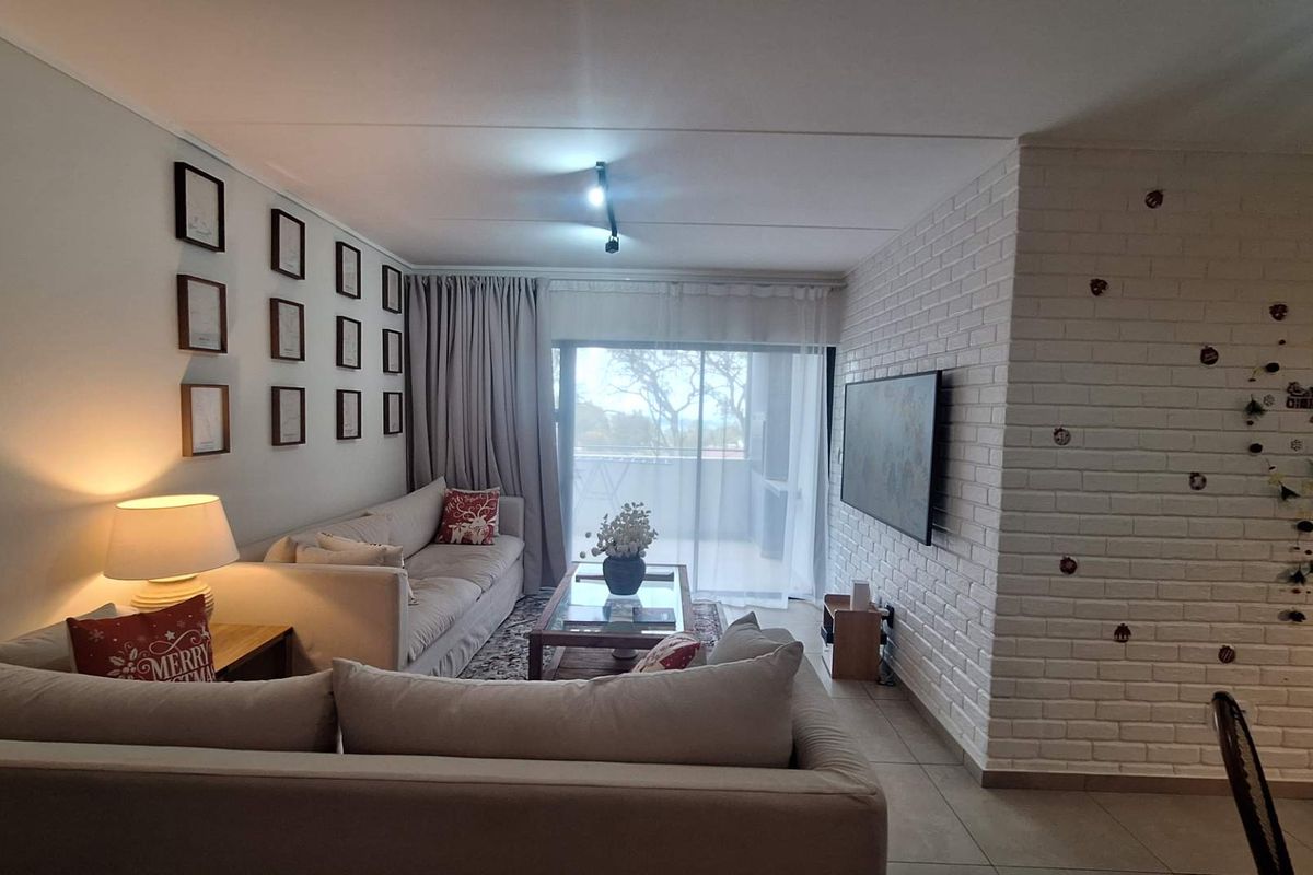 Fully Furnished 2 Bedroom Apartment in Northriding - Photo 5