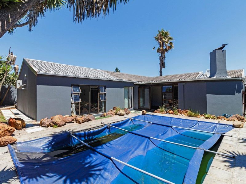 Summer Loving with the Whole Family - Photo 2