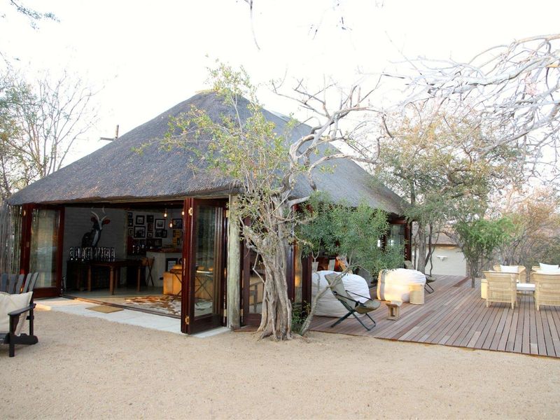 Exclusive to Century 21 Wildlife Properties, A Tranquil Bushveld Retreat near Hoedspruit - Photo 4