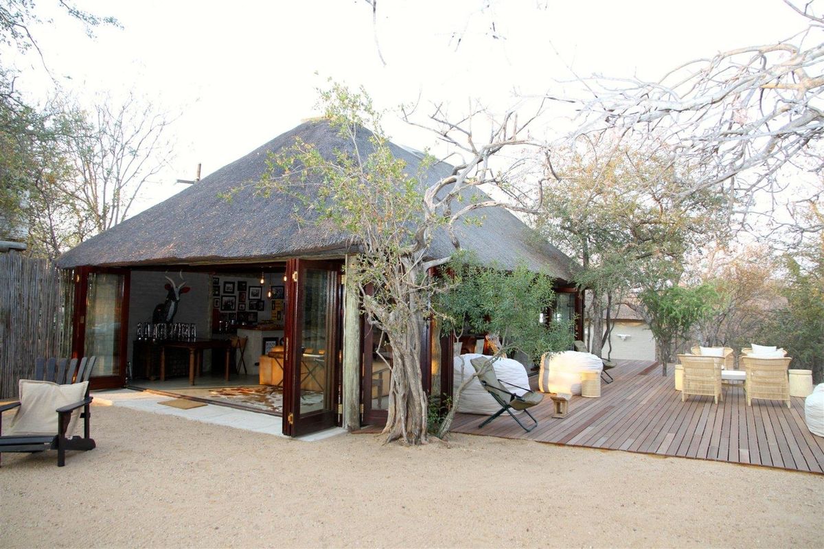 Exclusive to Century 21 Wildlife Properties, A Tranquil Bushveld Retreat near Hoedspruit - Photo 4