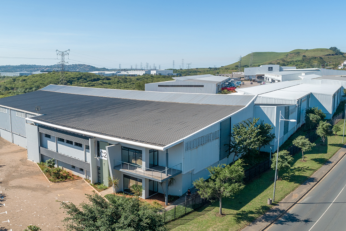 Hendra - Modern 2,329m2 Warehouse To Let | Prime Cornubia Industrial Precinct - Photo 3
