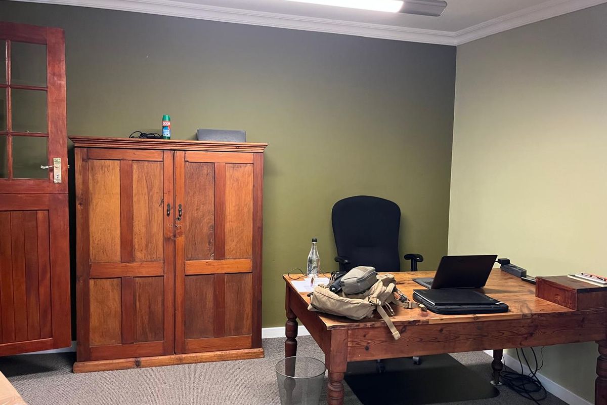 Office Space Available for Rental - Newington Road - Photo 2