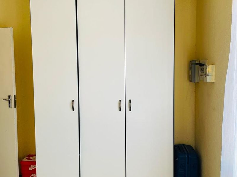 Beautiful Bachelor unit in Rustenburg - Photo 5