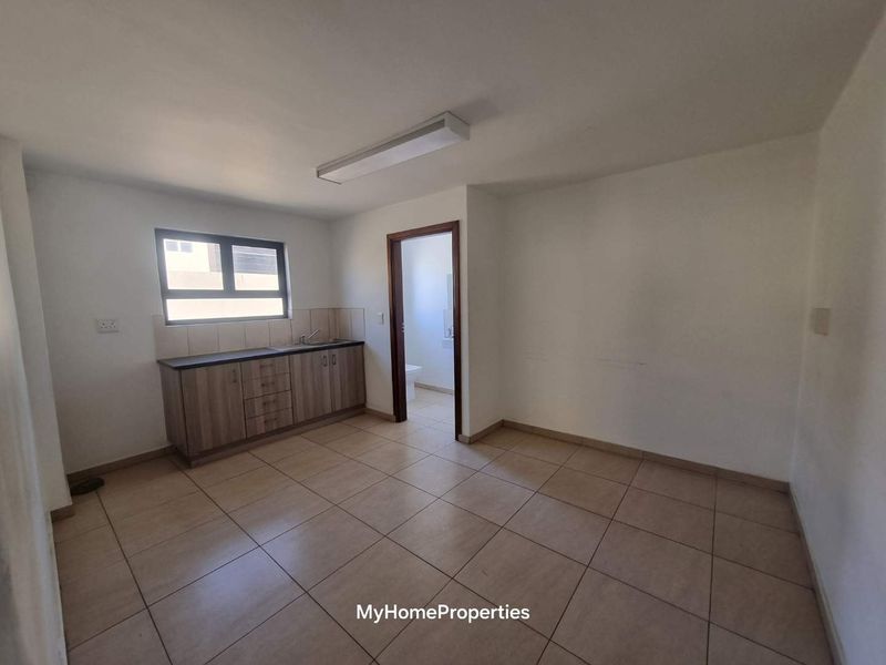 INDUSTRIAL PROPERTY FOR SALE/TO RENT - Photo 6