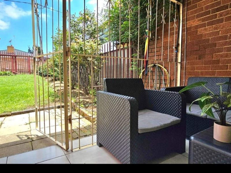 **Charming 3-Bedroom Home in South Hills** - Photo 5
