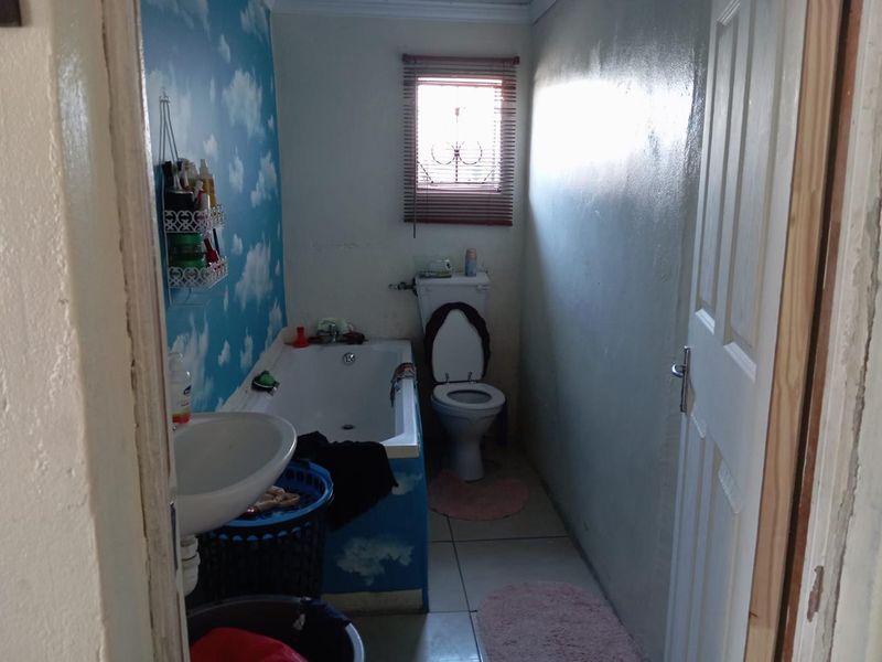 1 Bedroom House for Sale in Delft South - Photo 6