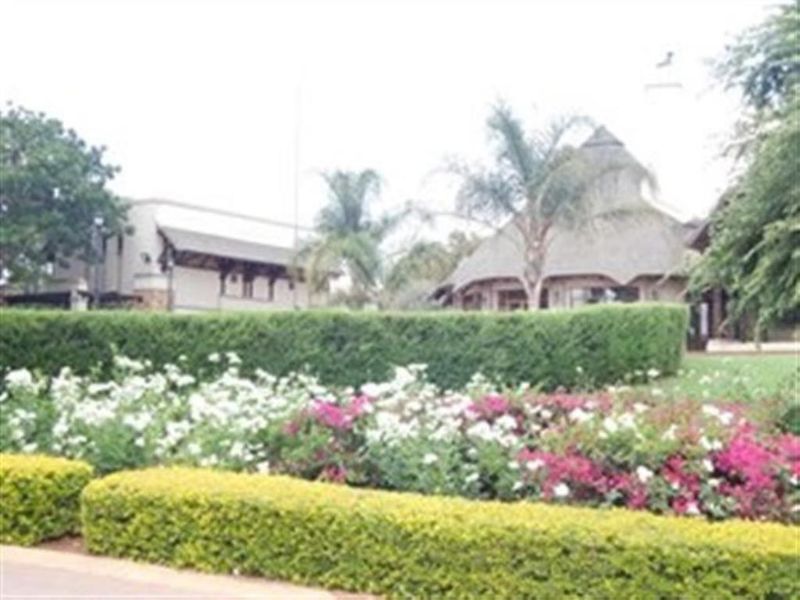 2 Bedrooms Apartement, Augrabies street,  in Mooikloof Ridge - Photo 4
