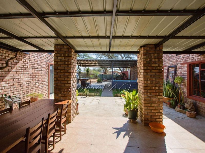 Omaruru;  Spacious 3 Bedr Home is for Sale - Photo 6