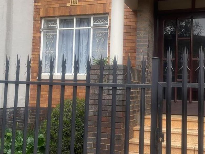 An Elegant Retreat in Germiston South's Premier Complex!!! - Photo 4
