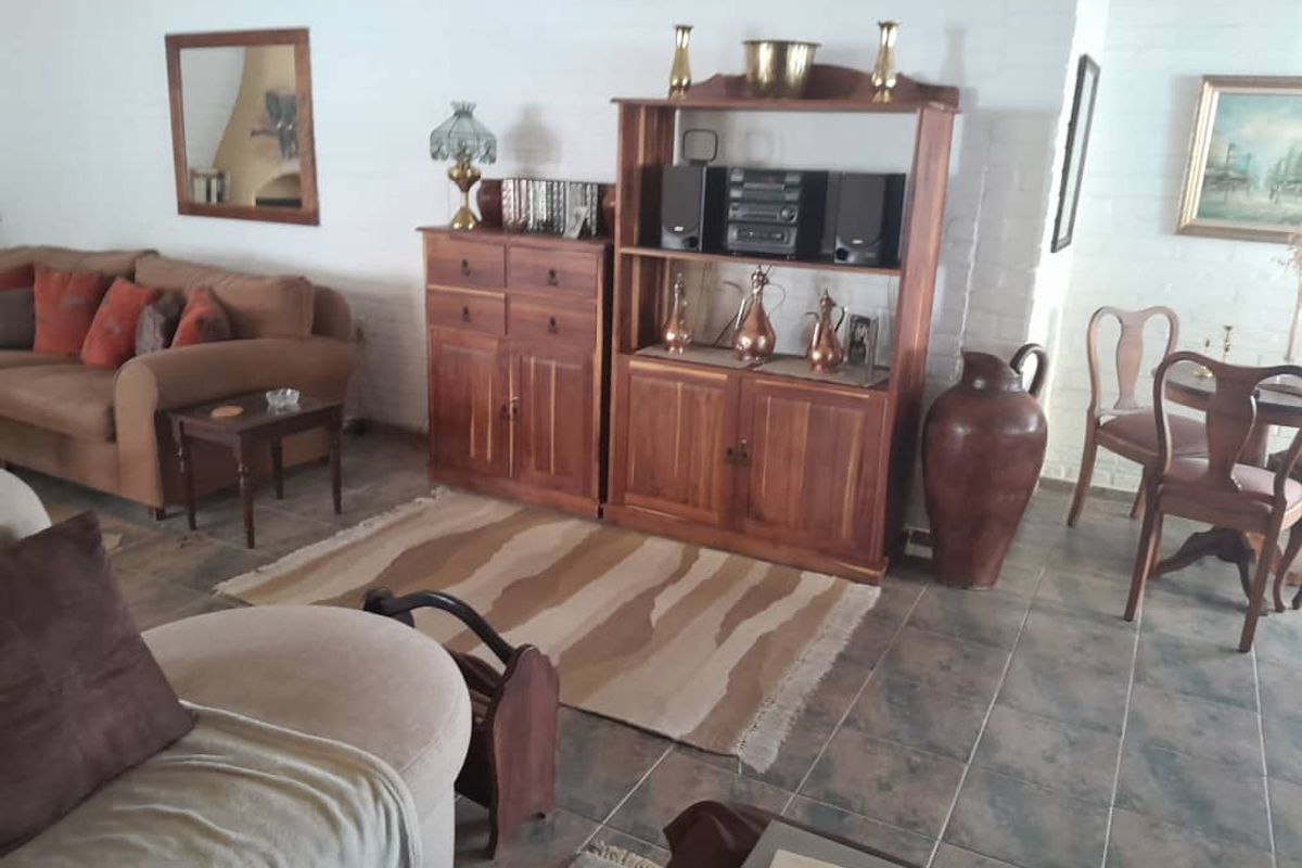 Beautiful House For Sale - Swakopmund - Photo 4