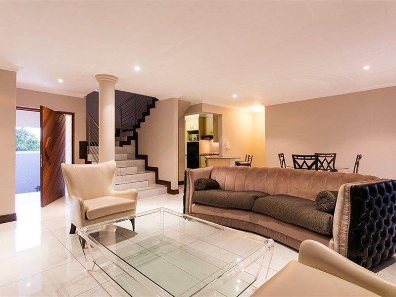 4 bedrooms Townhouse in FAERIE GLEN - Photo 7