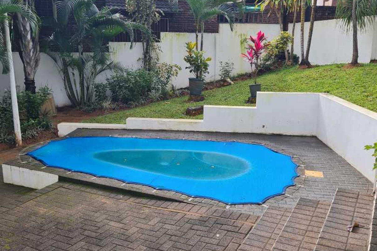 Unique Mirror Image Double Home Under One Roof - Photo 5