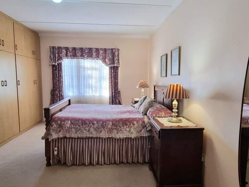 CHARMING FAMILY HOME - A PLACE TO HANG YOUR HEART - Photo 7