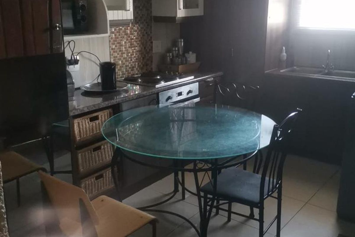 Three-Bedroom Home for Sale in Site B, L Section, Khayelitsha - Photo 4