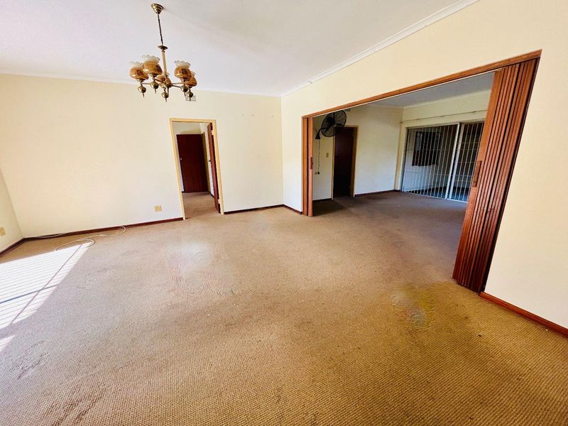 4 Bedroom house for sale in Vryheid - Photo 7