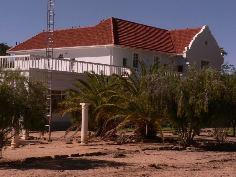 FOR SALE: HIGH-POTENTIAL GRAZING FARM WITH DEVELOPED INFRASTRUCTURE, KARASBURG, NAMIBIA - Photo 3
