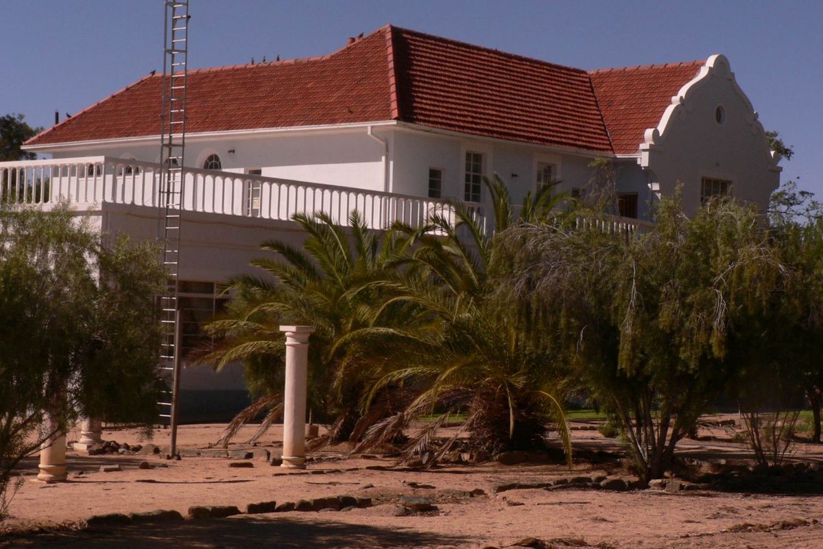 FOR SALE: HIGH-POTENTIAL GRAZING FARM WITH DEVELOPED INFRASTRUCTURE, KARASBURG, NAMIBIA - Photo 3