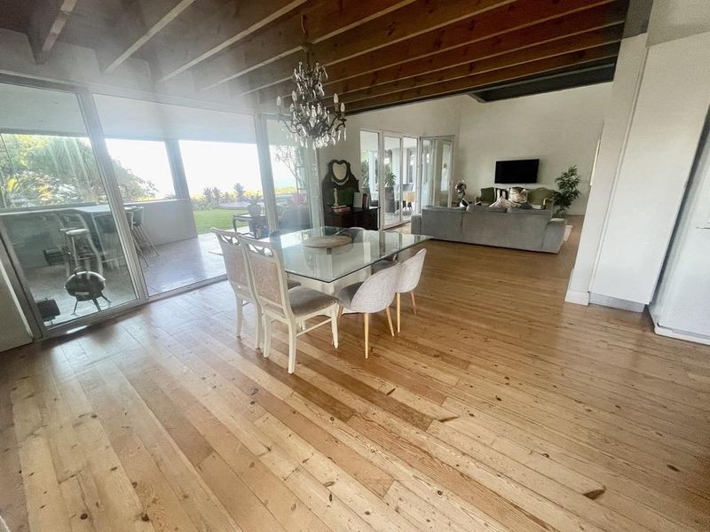 Hendra - Spectacular 4-Bedroom Coastal Home With Panoramic Sea Views - Photo 10