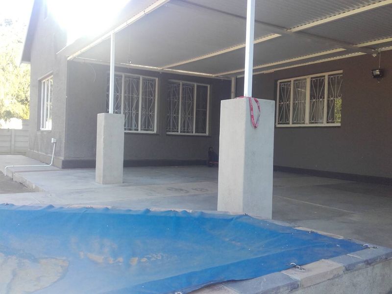 House with Flats Okahandja - Photo 4