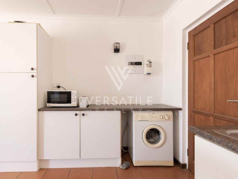Townhouse For Sale - Photo 5