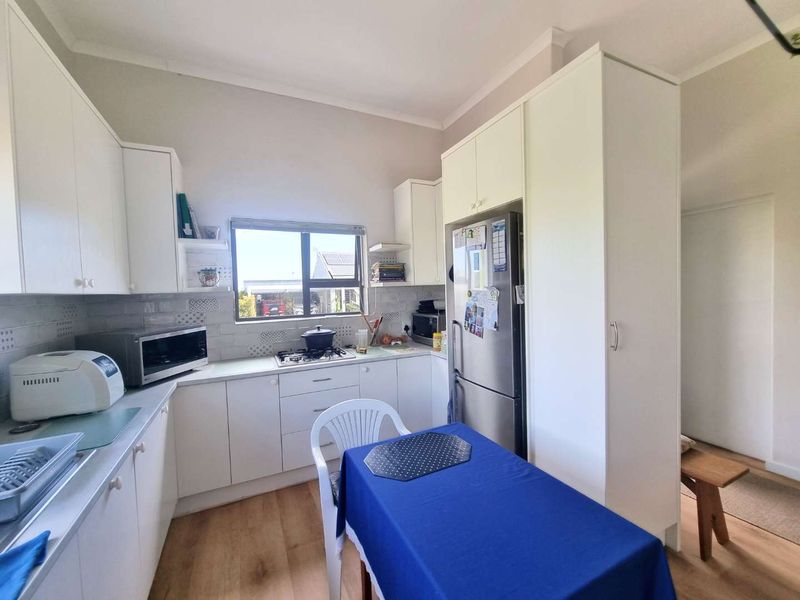 Effortless Living in The Avenues Estate, Sandbaai - Photo 6