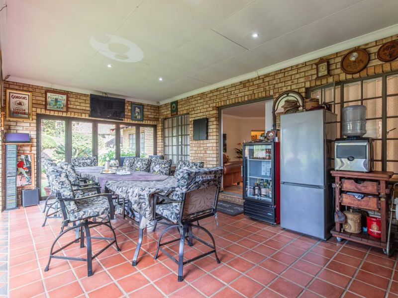 Charming Noordheuwel Living - Photo 9