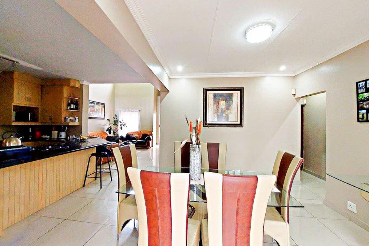 SECURITY ESTATE. - Photo 5