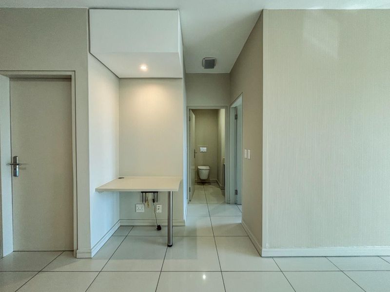 Luxury Modern 2 Bedroom, 2 Bathroom Apartment for Sale in Prime Rosebank location - Photo 7