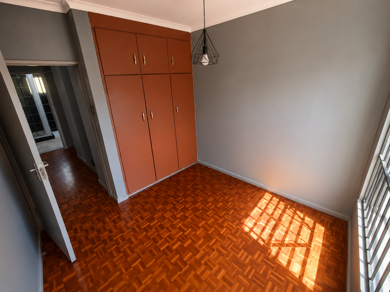 3 Bedroom Townhouse in Silverton - Photo 6