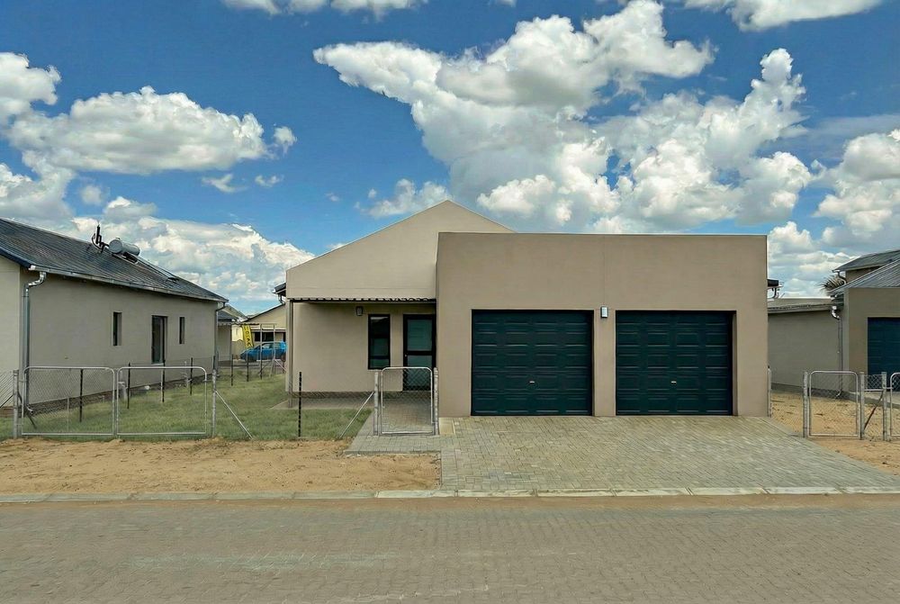 Newly built family home with 4-bedrooms and double garage.