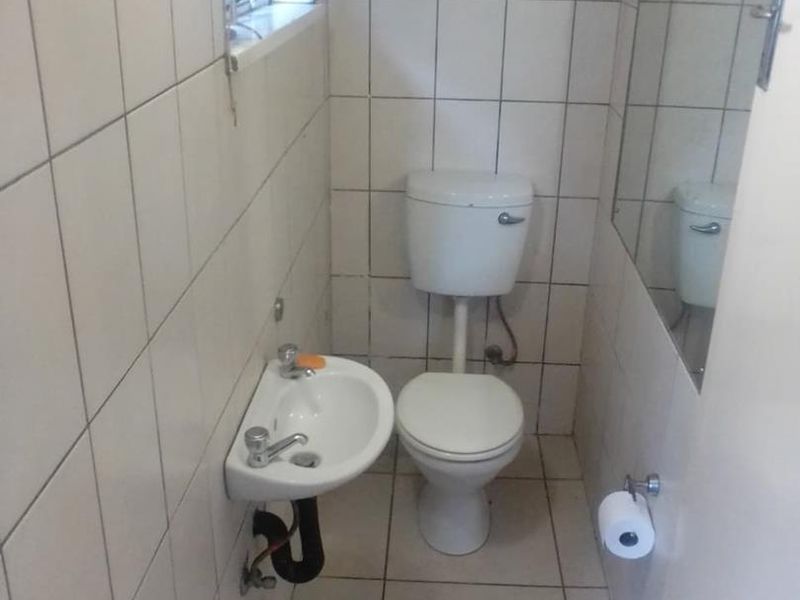 Duplex For Sale in Kew Johannesburg - Photo 7